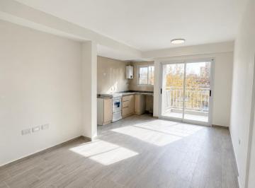 Departamento de 2 ambientes, Quilmes · ¡Departamento Semipiso en Quilmes con Doble Balcon!