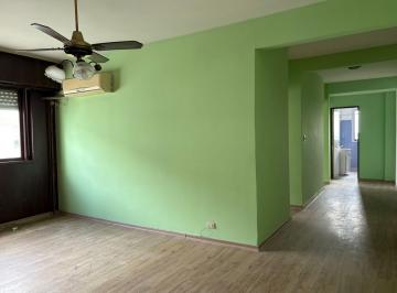 Departamento de 4 ambientes, Lomas de Zamora · Dpto 4 Amb en Piso 14/ Temperley