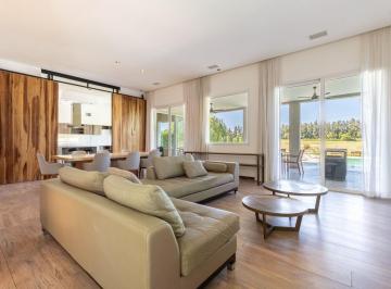Casa · 490m² · 6 Ambientes · 2 Cocheras · Casa en Venta en El Golf, Nordelta, Tigre