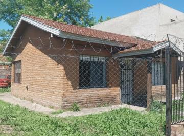 Casa · 45m² · 2 Ambientes · 3 Cocheras · Venta Casa en Monte Grande