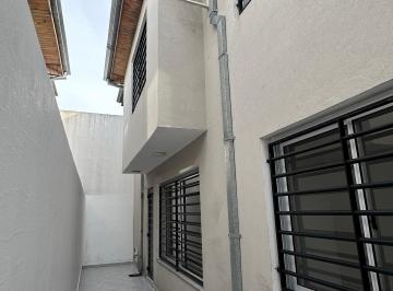 Departamento de 3 ambientes, Lomas de Zamora · Venta Dúplex Interno 3 Ambientes en Banfield – Calle Pintos 1137