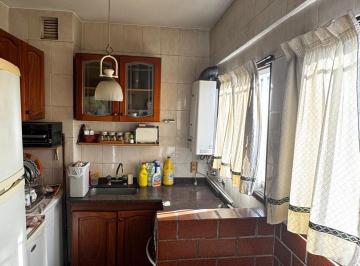 Departamento de 3 ambientes, Avellaneda · Departamento de 3 Amb Al Frente Piso Alto Avellaneda