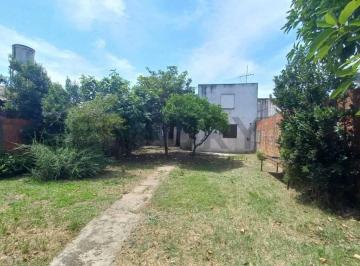 Casa · 200m² · 6 Ambientes · Venta de Casa Multifamiliar a Reciclar