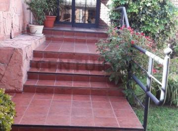Casa · 340m² · 2 Ambientes · 1 Cochera · Vendo Casa Godoy Cruz, Calle Biritos
