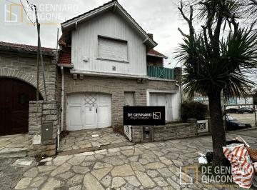 Casa · 262m² · 5 Ambientes · 1 Cochera · Casa en Guemes