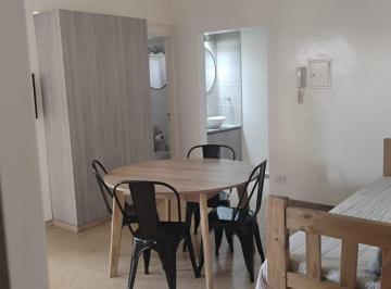 Departamento · 90m² · 4 Ambientes · Departamento - Capital
