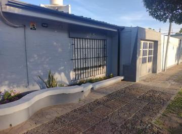 Casa de 4 ambientes, Ciudad de Santa Fe · Casa de 3 Dorm. - Maria Selva - Santa Fe