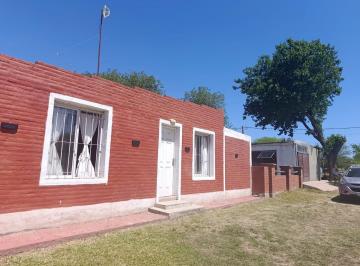 Casa de 7 ambientes, Anisacate · Casa + Local en Venta en Anisacate – Ideal Vivienda y Negocio