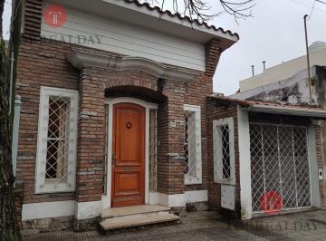 Casa · 280m² · 3 Ambientes · 1 Cochera · Casa - Parana