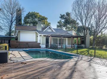 Frente · Casa | Venta | Olivos Golf Club | 4 Dorm. en Suite