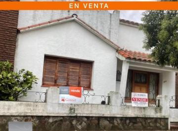 Casa de 4 ambientes, Coronel Suárez · Amplia Casa con Excelente Ubicación – Las Heras 850