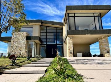 Casa · 377m² · 7 Ambientes · 4 Cocheras · Casa en Venta Puertos del Lago Barrio Marinas Escobar