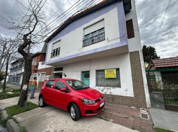 PH de 3 ambientes, Lanús · Casa Para Dos Familias - Entrada Independiente
