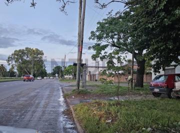 Casa · 100m² · 3 Ambientes · Casa en Venta a Refaccionar o Demoler