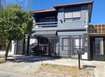 PH · 70m² · 2 Ambientes · PH 3 Ambientes en Venta - El Palomar
