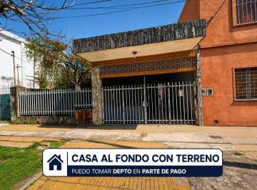 Casa · 100m² · 3 Ambientes · En Venta en Martin Coronado Amplia Casa Al Fondo de 3 Ambientes con Patio F: 10698