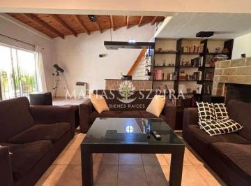 Casa Venta de 4 ambientes · Venta de Casa en Arca, Moreno