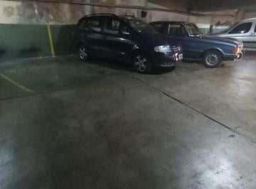 Garage · 8m² · 1 Cochera · Cochera en Venta en Castro Barros