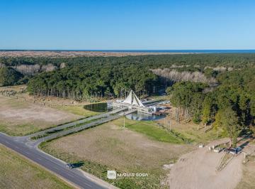 Terreno · 1271m² · Venta - Lotes Para Desarrollo de Viviendas - Sobre El Golf - Villarobles