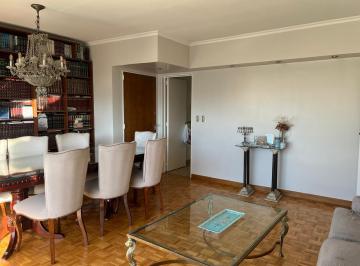 Departamento · 75m² · 4 Ambientes · 1 Cochera · Larrea 700 - Balvanera - Departamento 4 Amb C/dep + Cochera