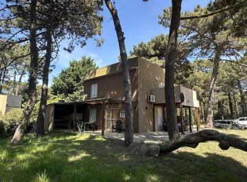Casa · 110m² · 4 Ambientes · Casa 3 Dorm. Alquiler Temporario Pinamar