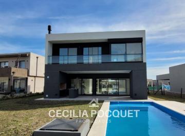 Casa · 216m² · 6 Ambientes · 2 Cocheras · Casa en Venta Barrio San Felipe Canning