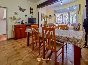 Casa · 127m² · 3 Ambientes · 1 Cochera · Venta | Permuta - Casa 2 Dorm., y Cochera - Barrio Belgrano, Rosario.