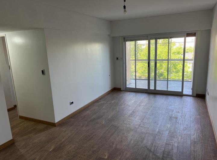 Departamento · 81m² · 4 Ambientes · 2 Cocheras