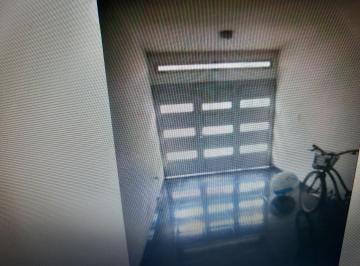 PH de 4 ambientes, Avellaneda · Triplex 4 Ambientes con Cochera Totalmente Independiente