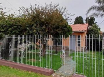 Casa · 50m² · 3 Ambientes · 3 Cocheras · Venta de Casa en Llavallol