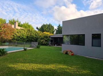 Casa · 150m² · 3 Ambientes · 3 Cocheras · Casa en Alquiler Temporal, 4 Ambientes, en Barrio Haras Santa Maria, Escobar, Gba Norte