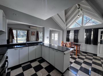 Casa · 235m² · 5 Ambientes · 2 Cocheras · Venta Casa - Barrio Parque El Trébol Lista Para Mudarte