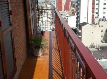 Departamento · 73m² · 3 Ambientes · Depto E. Zola 6200 Esquina Las Flores - Wilde Centro - 3 Amb