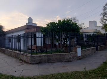 Casa de 5 ambientes, Córdoba · Casa de 2 Dorm. en B° Los Boulevares - ¡Excelente Ubicación!
