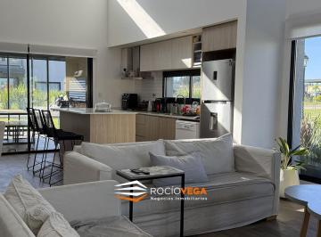 COCINA INTEGRADA · Casa en Barrio San Felipe
