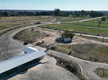 Terreno · 378m² · Venta - Finaciación/permuta - Lote en Barrio La Posta - Pilar