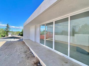 Casa · 84m² · 2 Dormitorios · 1 Cochera · Casa Moderna a Estrenar, Apta Credito, Villa Santa Cruz del Lago