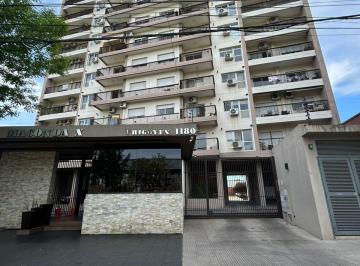 Departamento de 2 ambientes, Quilmes · Moderno Departamento 2 Ambientes en Edificio de Categoría - Quilmes Centro