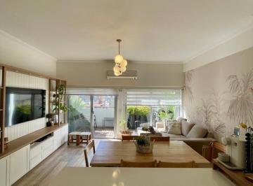 Departamento de 4 ambientes, Barracas · Triplex con Terraza. Excelente Estado