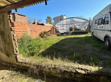 Terreno · 300m² · Lote a La Venta Sobre Calle Los Nardos Al 2700