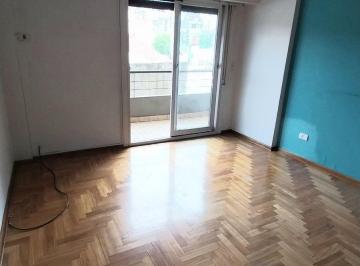 Departamento · 93m² · 4 Ambientes · Departamento en Recoleta