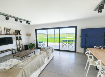 Casa · 3 Ambientes · 1 Cochera · Venta, Casa, San Vicente, Tres Ambientes, Parque con Piscina
