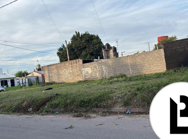 Terreno · 246m²