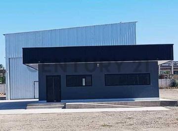 Bodega-Galpón · 870m² · Alquiler de Galpón y Oficinas Sobre Calle Rodriguez Peña