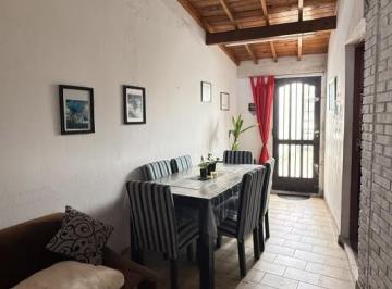 Casa · 78m² · 4 Ambientes · Casa de 4 Ambientes a Reciclar Lote Propio