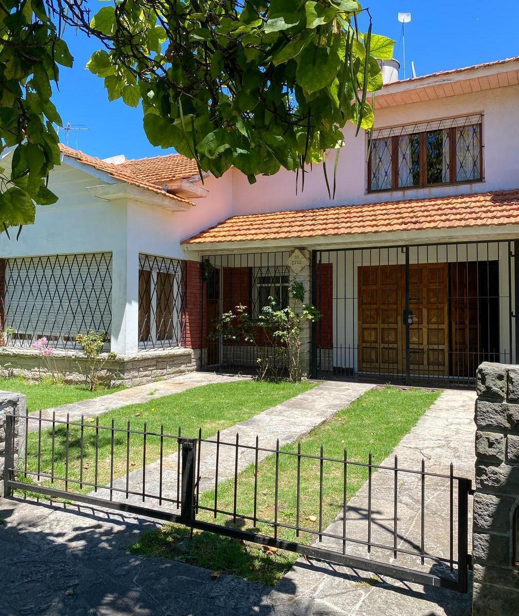 Chalet en Colinas de Peralta Ramos, amplio lote de 396 m², 3 amb, 2 dorm, 2 baños