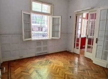 Departamento · 105m² · 5 Ambientes · Venta Departamento 5 Ambientes con Patio Recoleta 113.60 m² U$s240.000