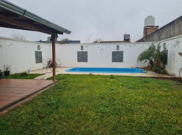 Casa · 160m² · 5 Ambientes · 1 Cochera · Casa en Venta Lomas de Tafi