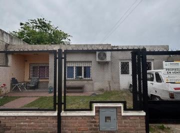 Casa de 5 ambientes, Cañuelas · Casa en Venta en Cañuelas Cuatro Ambientes Centro
