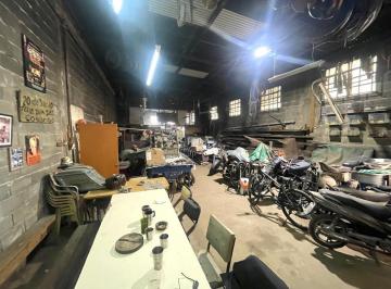 Bodega-Galpón · 317m² · 2 Ambientes · Venta - Galpon en Barrio Belgrano - Rosario
